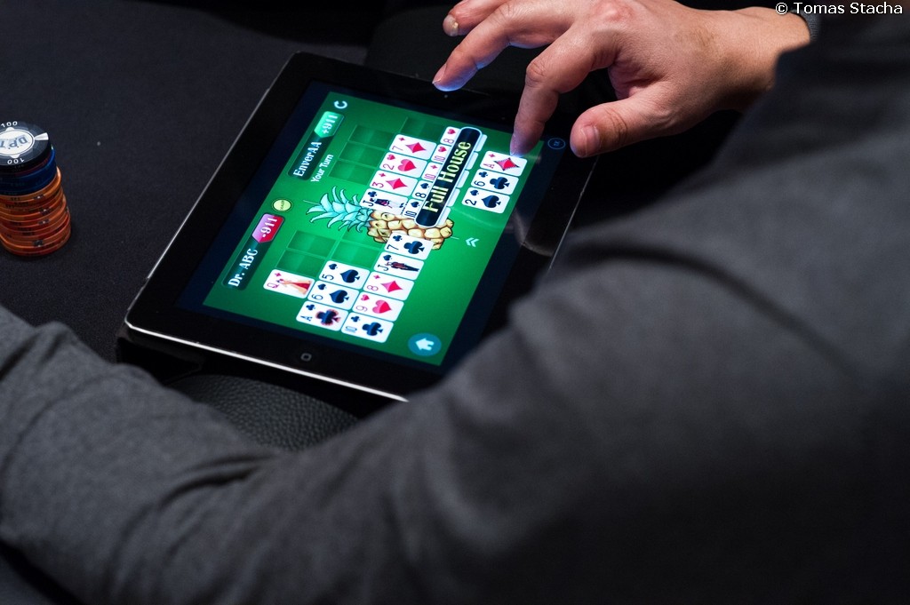 покер онлайн как играть