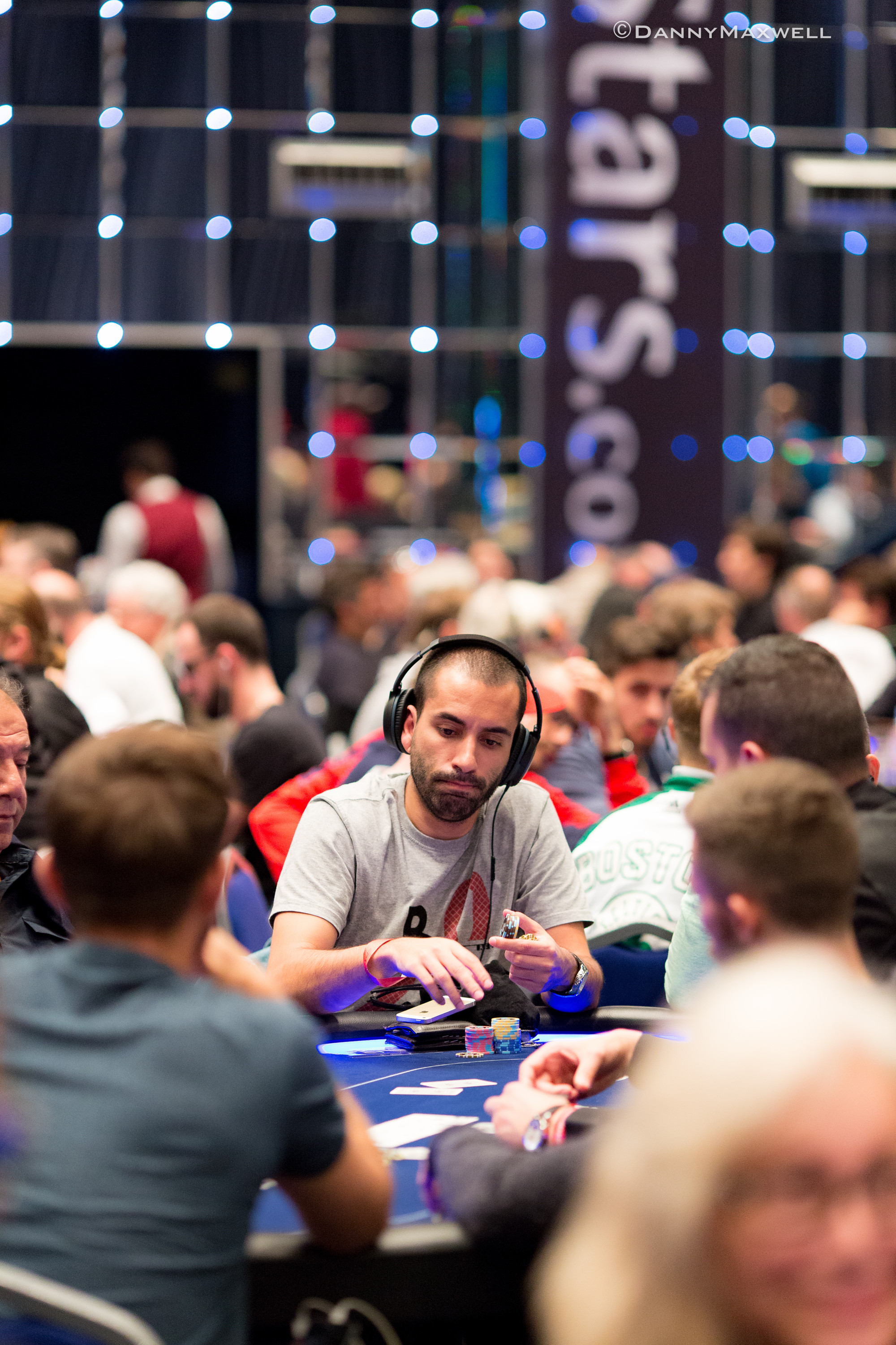 888 poker whale