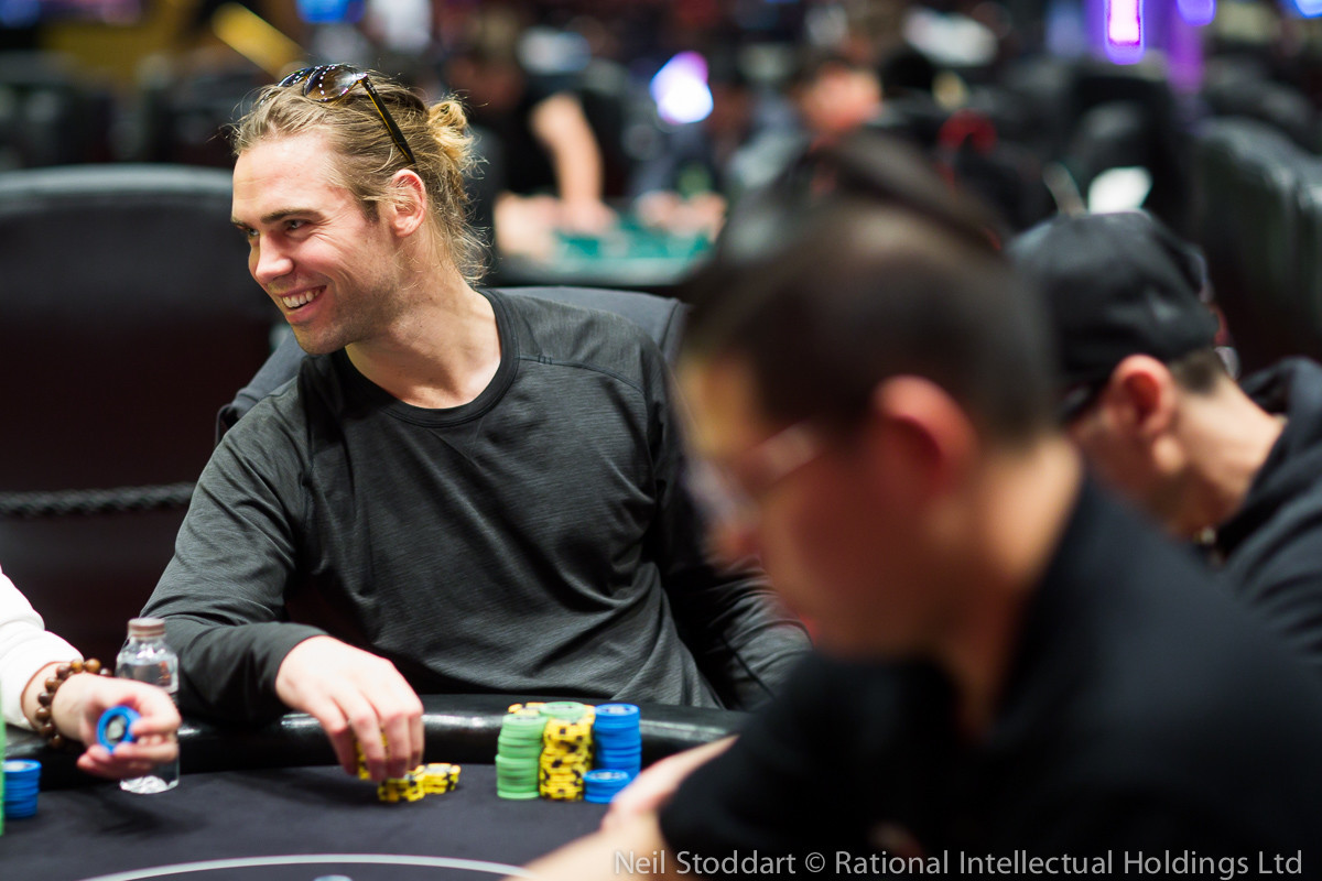 Elliot Smith Leads Final Six Into PokerStars Championship Macau Final