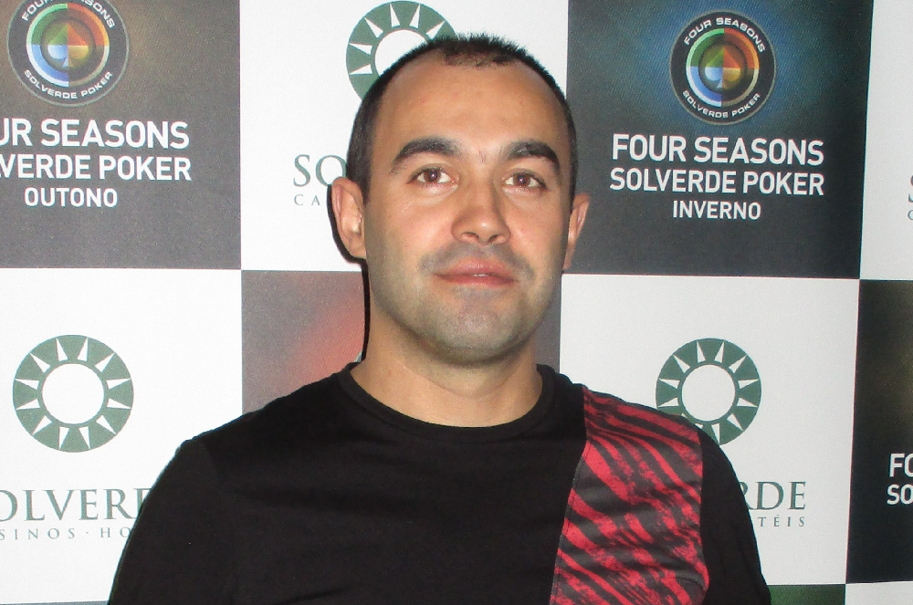 Paulo Silva na Frente do dia 1C do Super Autumn com €25,000 Garantidos | PokerNews