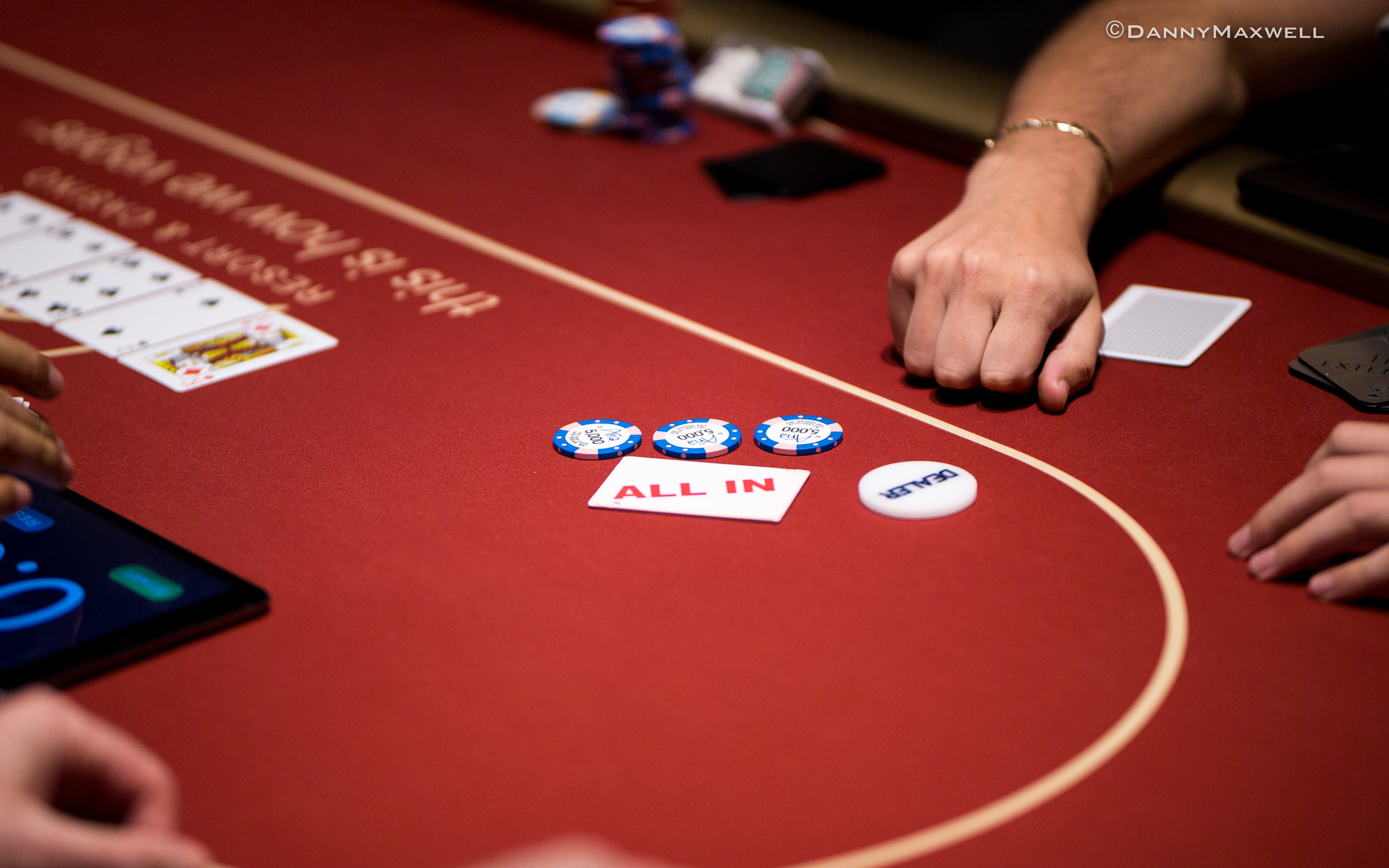 seven-considerations-when-bluffing-or-when-facing-a-bluff-pokernews