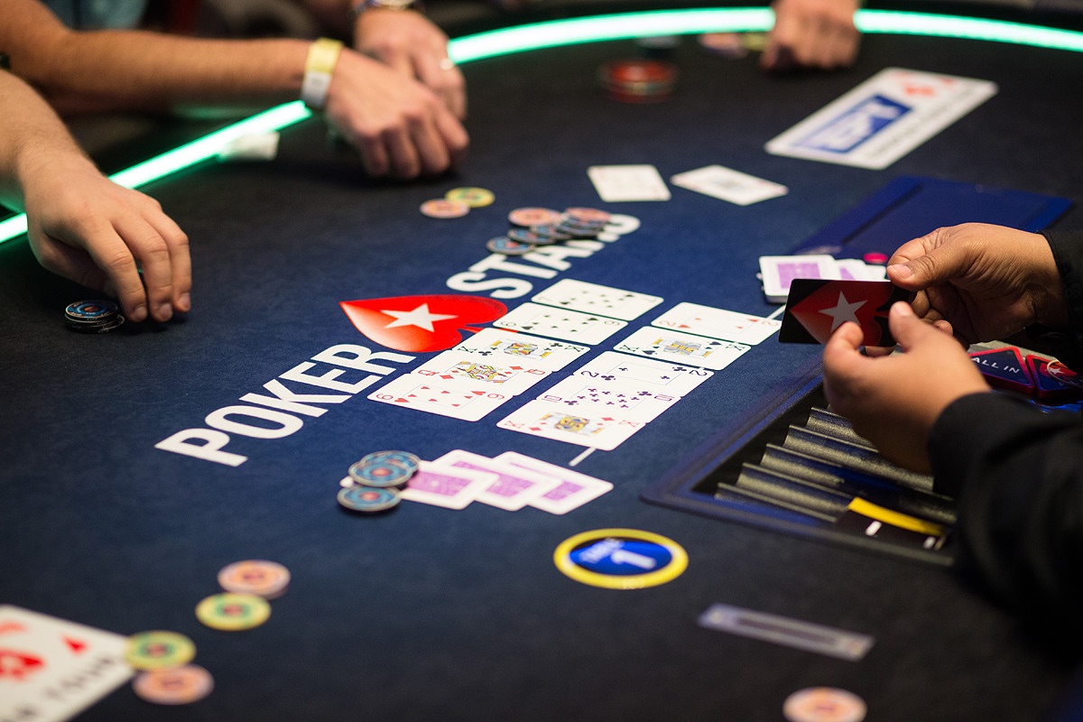 5 Top rules to split a pot in Texas Holdem Poker 