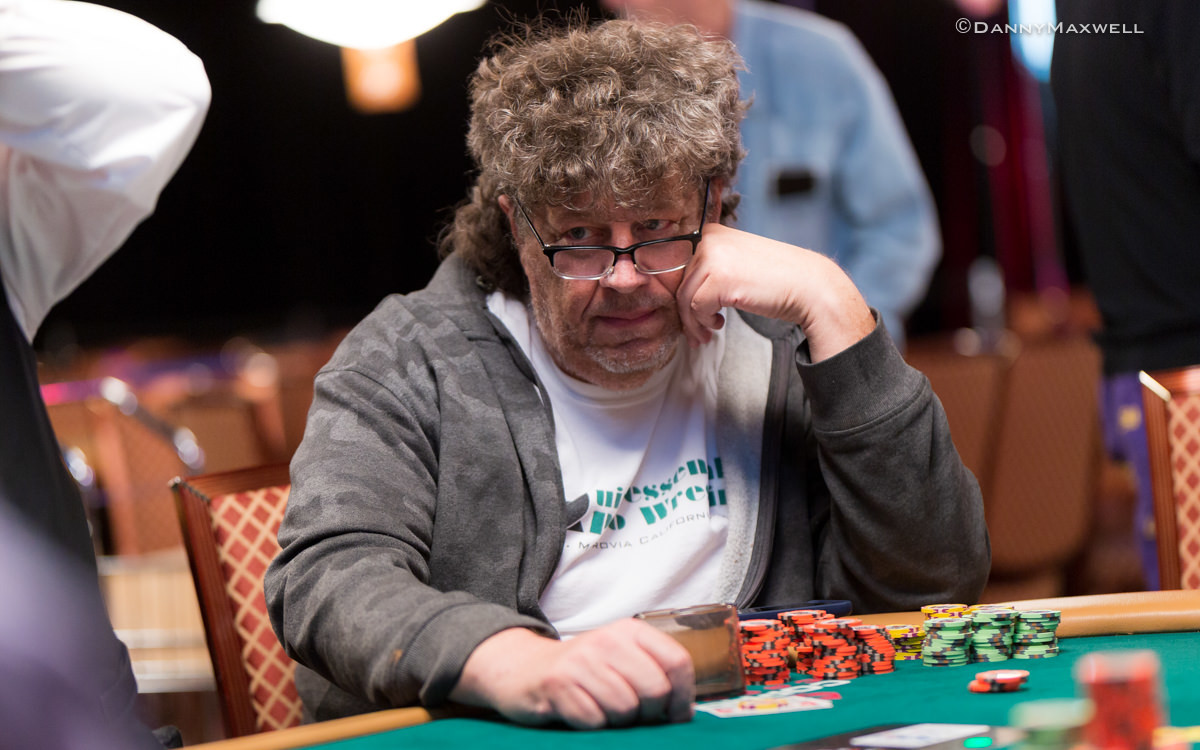 Famed Sports Bettor Alan “Dink” Denkenson Deep in WSOP Super Seniors