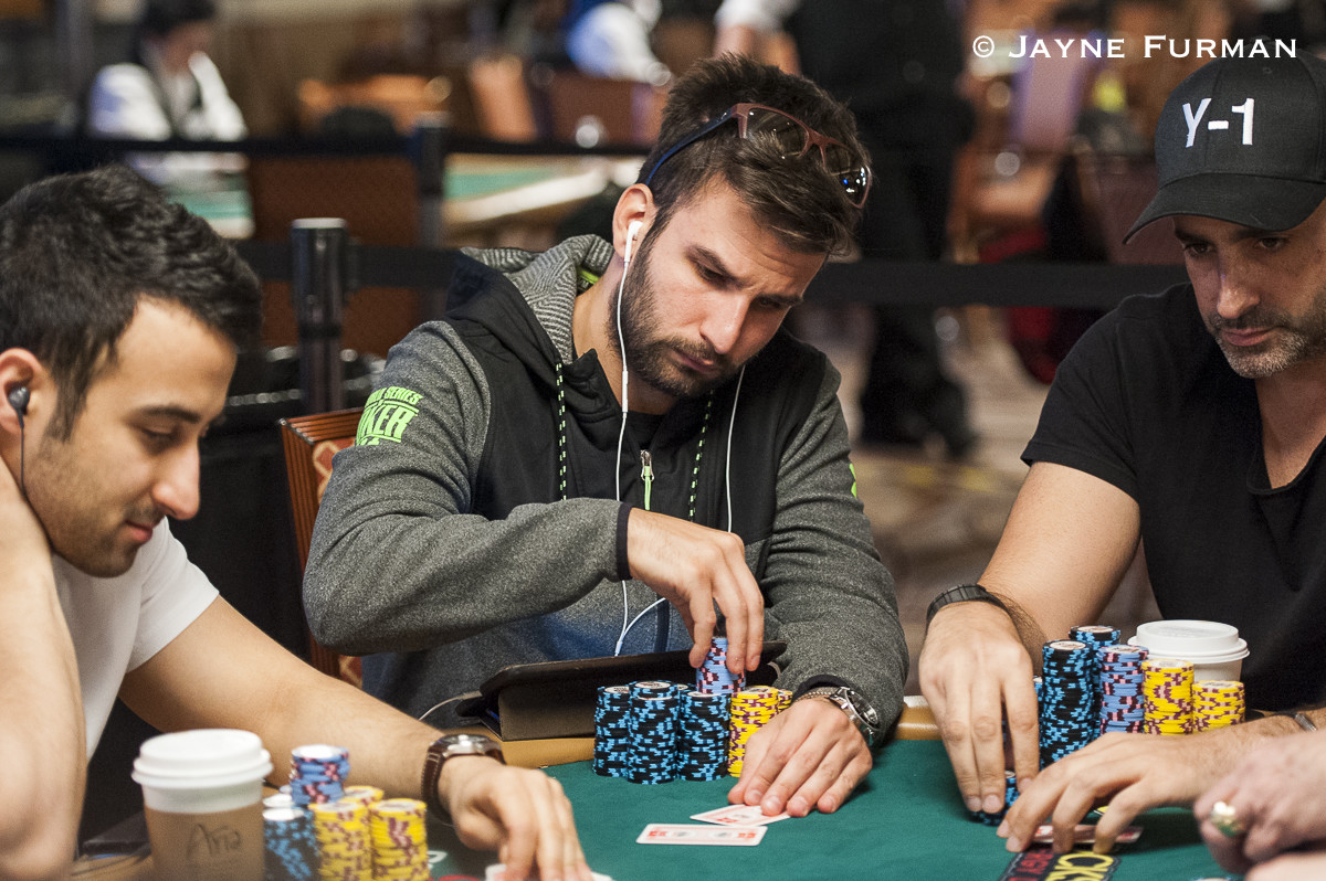 Επτά Έλληνες συνεχίζουν στη Day 2 του Event #68: $1,111 The Little One for One Drop 0001 Επτά Έλληνες συνεχίζουν στη Day 2 του Event #68: $1,111 The Little One for One Drop 0001