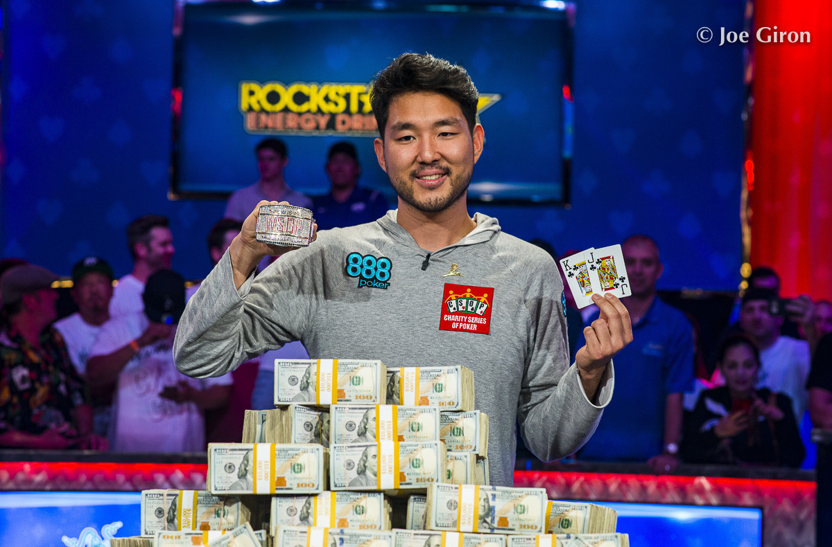 WSOP Main Event : John Cynn triomphe pour 8,8 millions de dollars, Tony Miles runner-up pour 5 millions 0001 WSOP Main Event : John Cynn triomphe pour 8,8 millions de dollars, Tony Miles runner-up pour 5 millions 0001