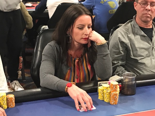 Khomutetsky Brown Lead After Days 1b C Of 2019 Ante Up