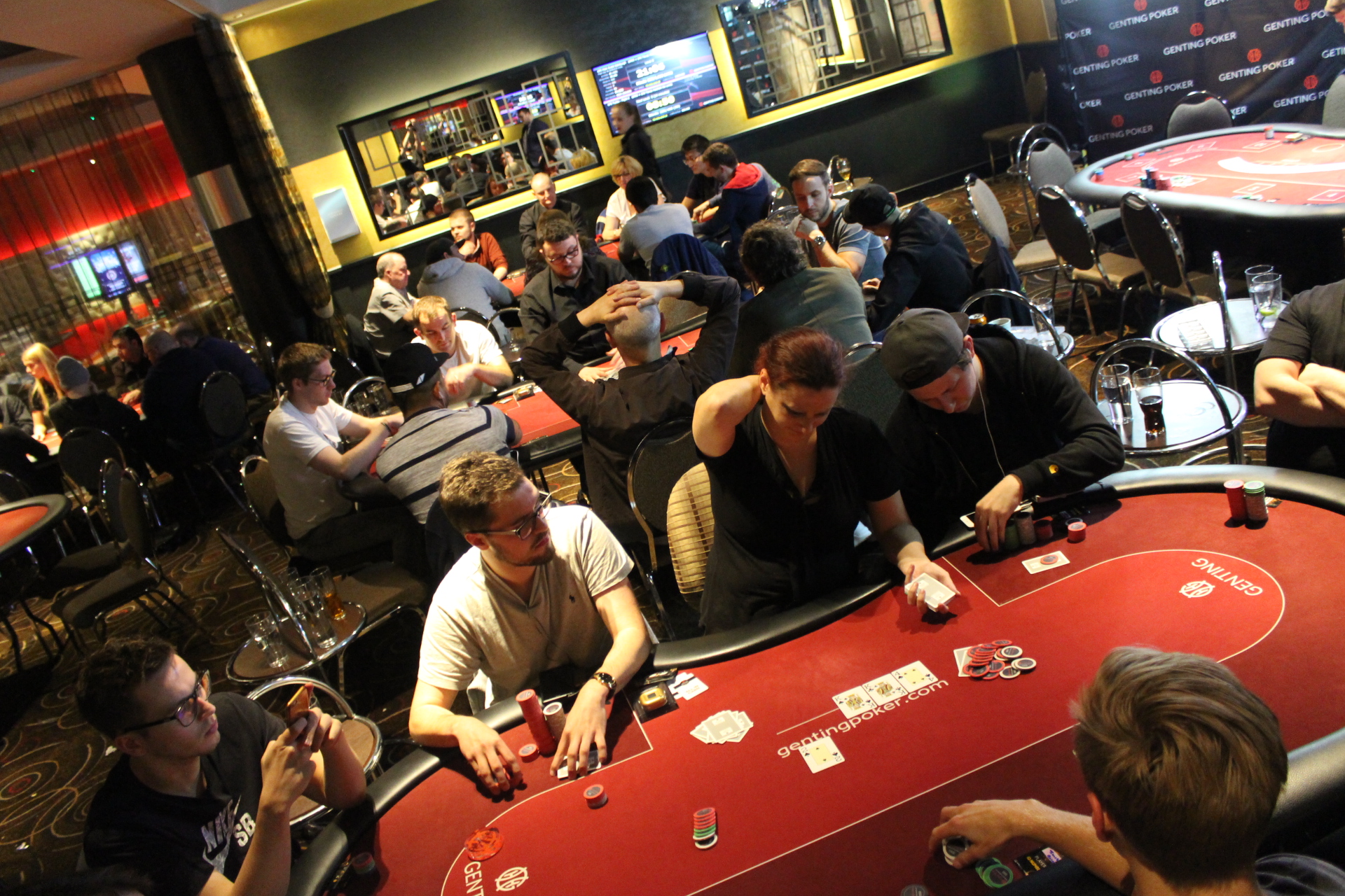 genting casino resorts world poker schedule