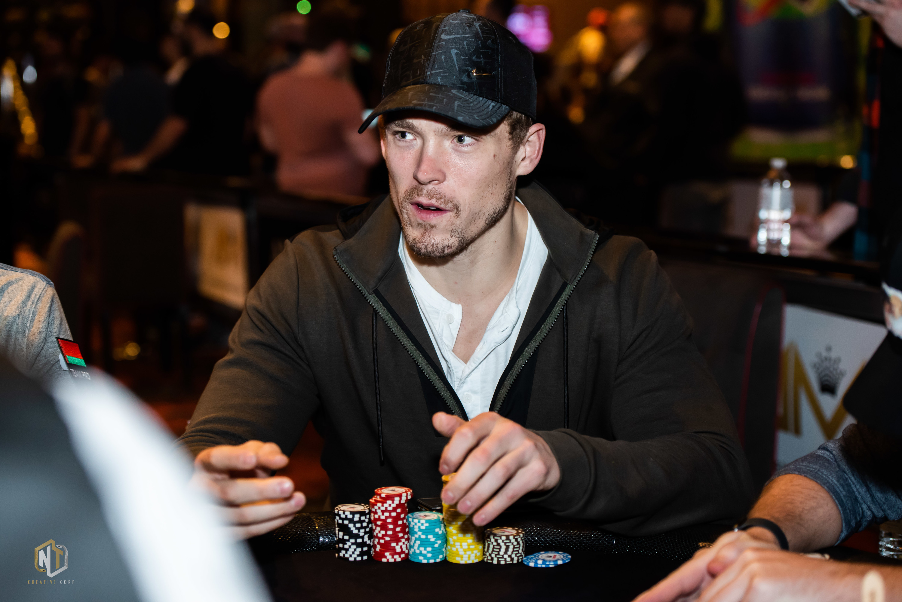 Alex Foxen Leads Aussie Millions A$100K Challenge After Turbulent Day 1 ...