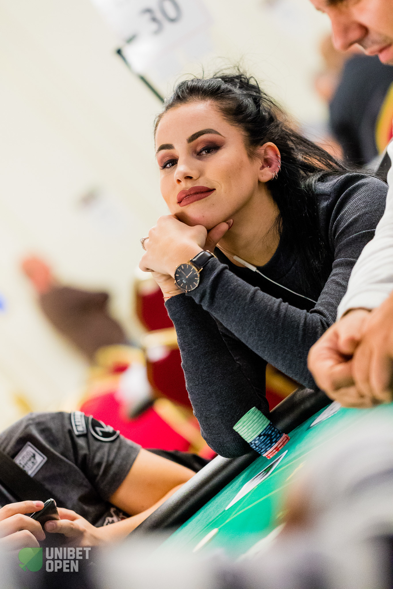 Gaelle Garcia Diaz Poker Star Phil Ivey, Mike Matusow, Gaëlle Garcia Diaz, Gaëlle Baumann... le meilleur  du poker en vidéo | PokerNews