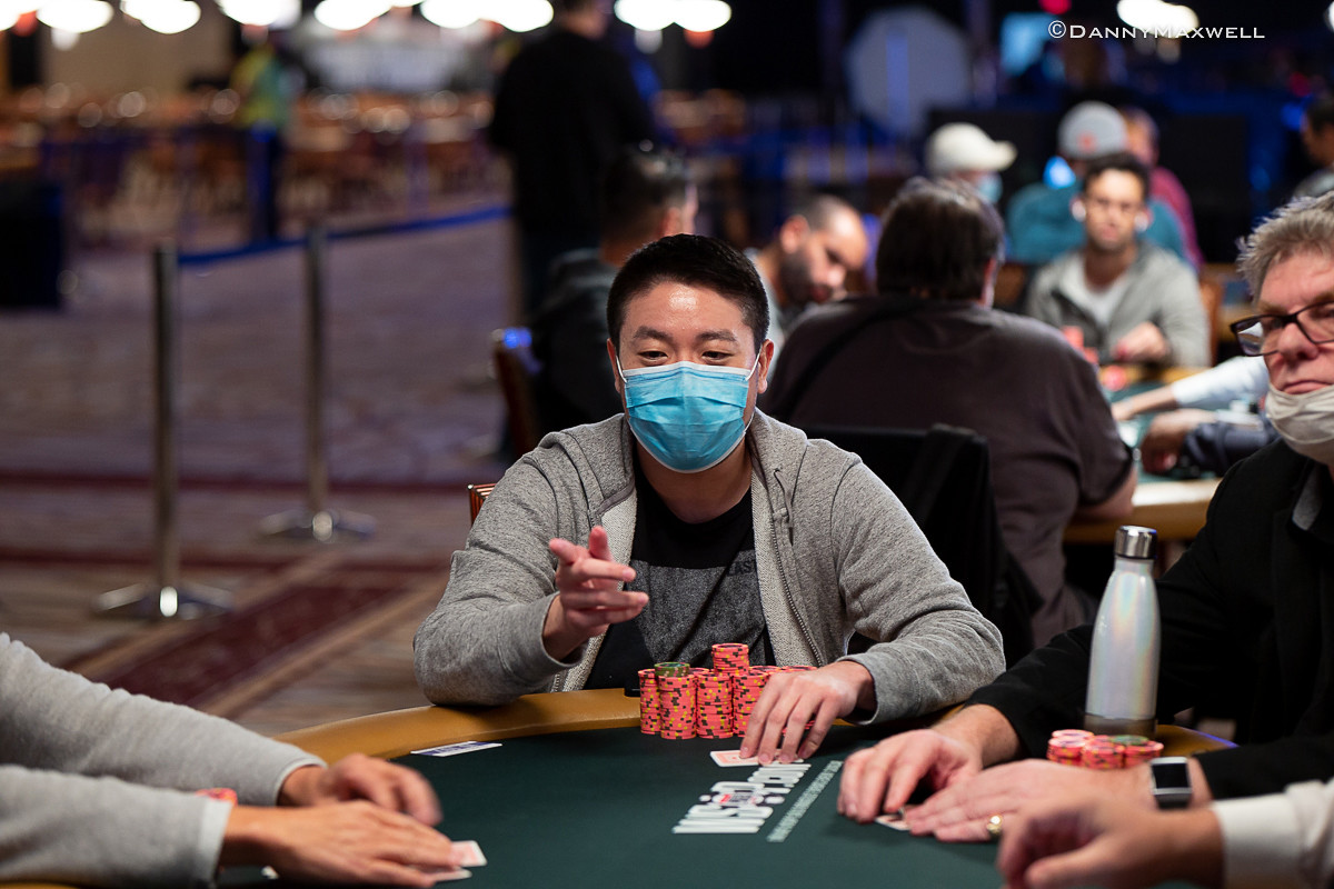 Photo of 2021 WSOP Day 10: Brian Yoon Hunting for Fourth Bracelet