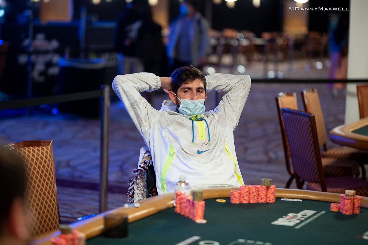 WSOP 2021: Curcio nah am Bracelet, Holz kommandiert High Roller