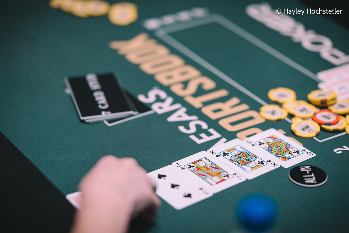 Photo of 2022 WSOP Day 22: $10K Seven Card Stud Hi-Lo Championship Finally Concludes!