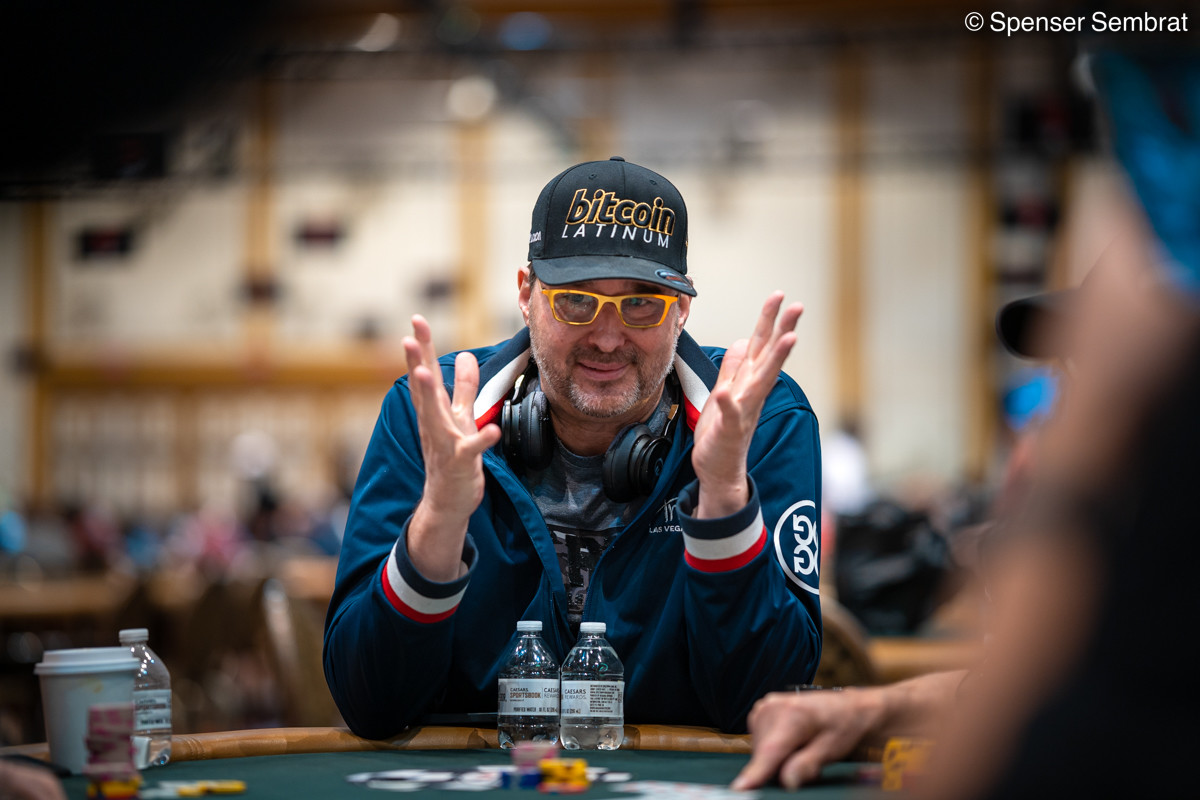How Phil Hellmuth Won 0,00 With His Perfect Reads in High Stakes Duel