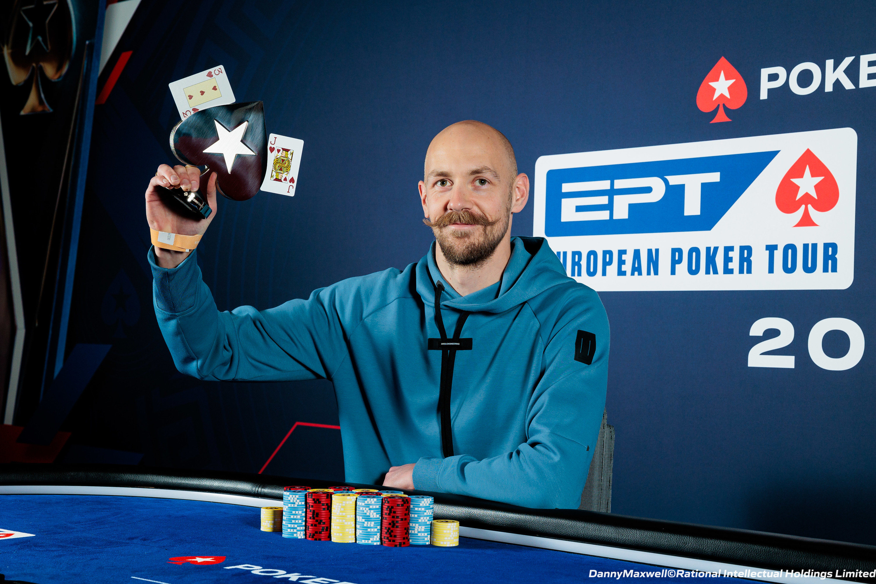 Stephen Chidwick Draws First Blood Among the High Rollers at EPT Paris PokerNews