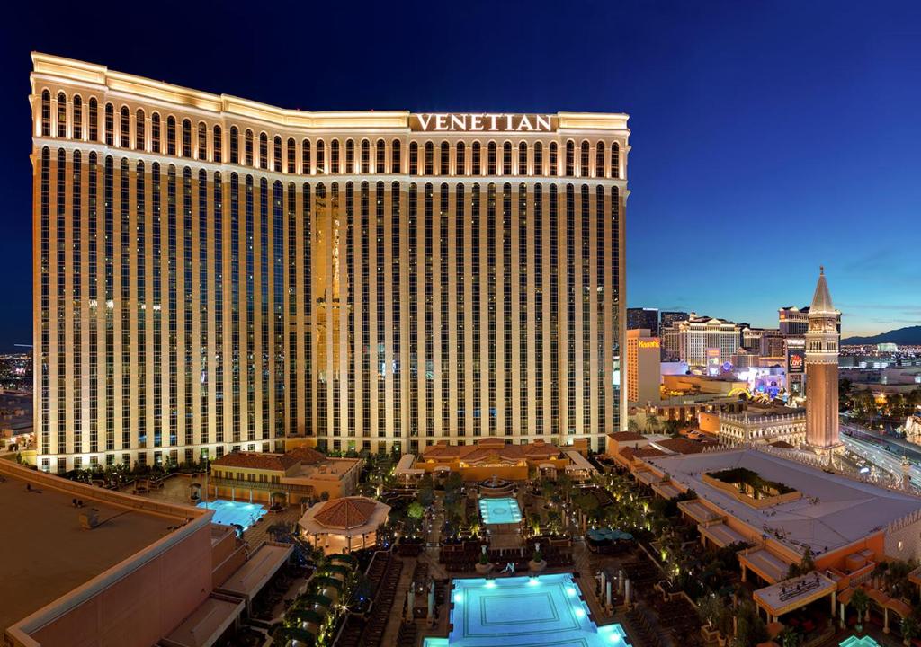 Gambler Hits the Jackpot: $5 Bet at the Venetian Pays Out $2.2 Million