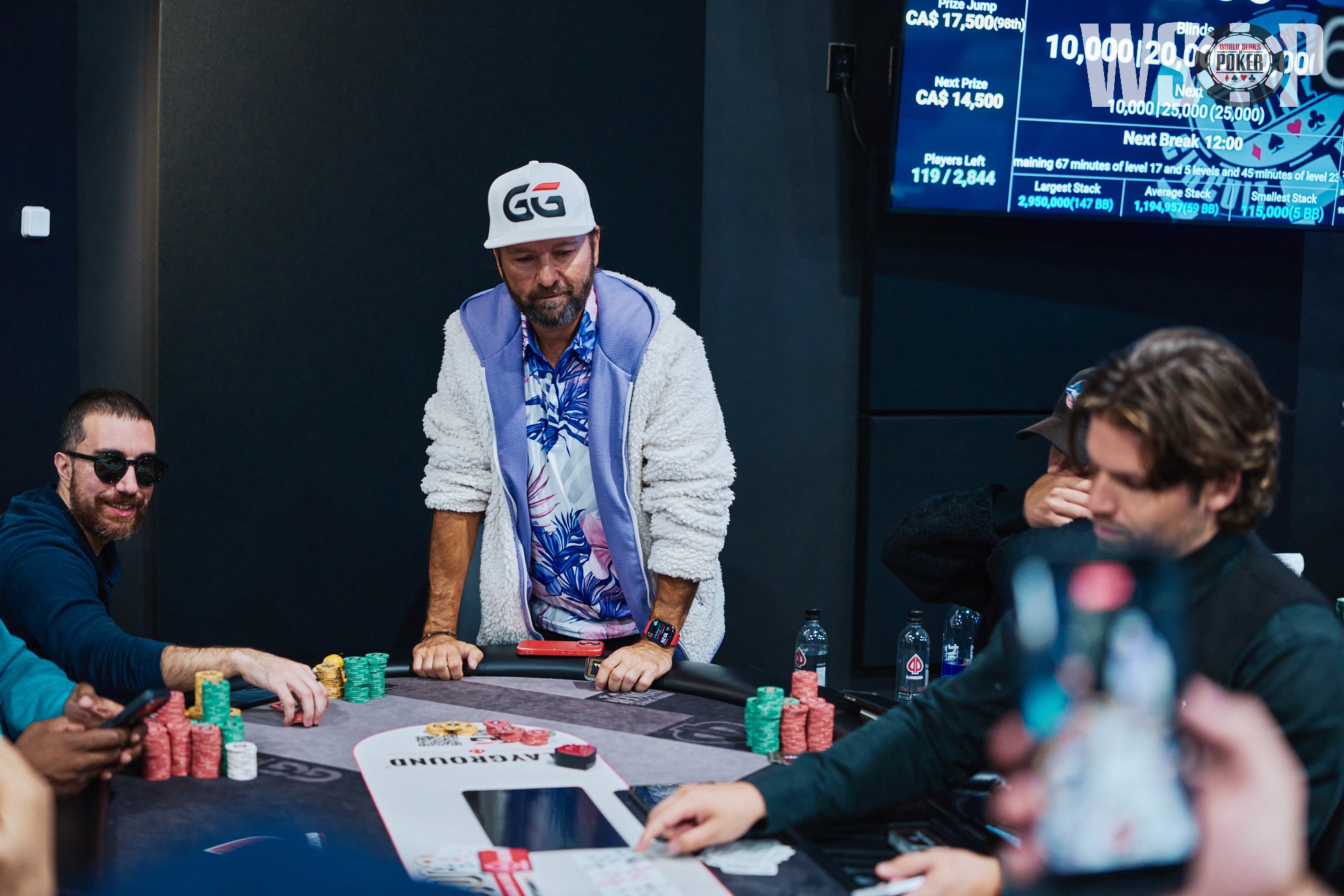 Daniel Negreanu Bounced from Super Circuit Main Event After Opponent Calls for Card