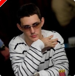 WSOPE Main Event, &pound;10,000 NLHE Day 1a: Justin Smith Conduce tra le Stelle
