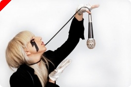 Lady Gaga - "Poker Face" numéro un des charts en Angleterre