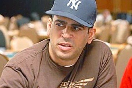 2009 WSOP: Filippi Snags Early Lead in #42 Mixed, Iacovone Tops NLHE #39
