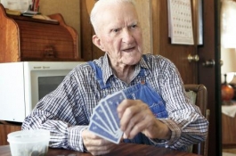 Record Poker : Un papy de 106 ans, entre Stud et claquettes