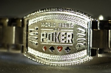 Le bracelet du Main Event WSOP 2008
