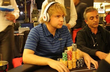 Ole Remi (Noruega) acaba líder en fichas, en el día 2 de la Gran Final de las Full Tilt Poker...