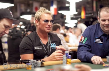 Ganhe $2K em uma Batalha Heads Up contra Shane Warne no Australia Charity Relief Fund Final do 888 Poker