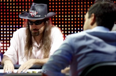 Strategia per il Poker con Chris Ferguson: Quando Giocare un Semi-Bluff