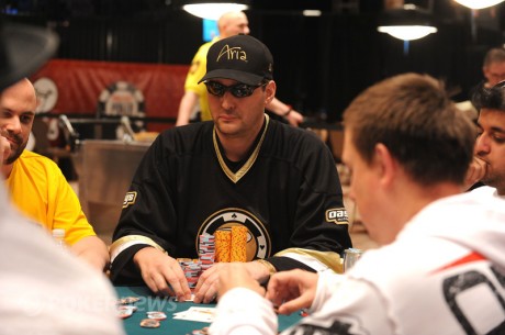 2011 World Series of Poker Day 36: Hellmuth at Final in Poker Player's Championship