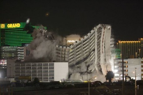 Las Vegas : City Center au bord de l'implosion ?