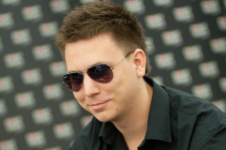 Défi poker : Martin "phasE89" Balaz joue 24.000 Sit & Go en un mois