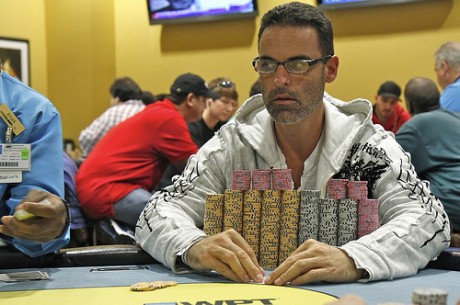 2011 World Poker Tour Jacksonville Day 2: Coelho Leads; Money Bubble Looms