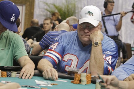 2012 WPT Seminole Hard Rock Showdown Day 2: Clyde Hinton Leads, Vedes Close Behind