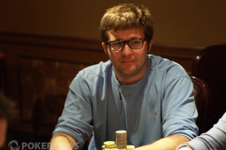 2012-13 World Series of Poker Circuit Horseshoe Southern Indiana Day 2: Eveslage Leads