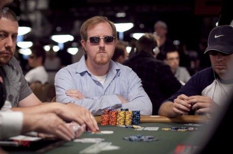 Thinking Poker: Don’t “Announce” Your Big Hands With Big Bets