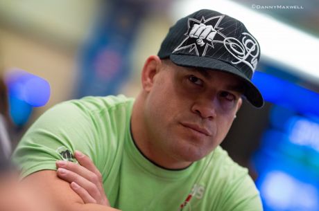 Tito Ortiz: Da Jaula do UFC para as Mesas de Poker do PCA 2015