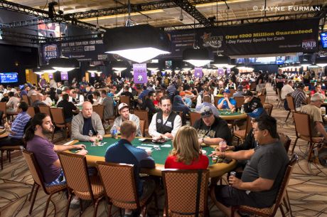 Picturing Day 1: A Look at Structures and Stacks for Low Buy-In WSOP NLHE Events