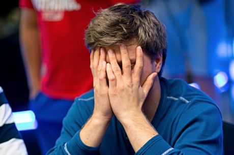 Casino Poker for Beginners: Three Ways to Respond When Making Mistakes