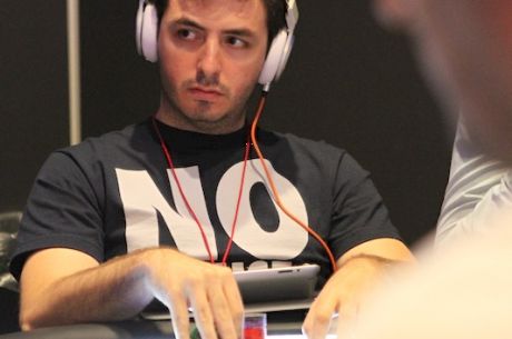 Javier Contreras "aricontre" escribe su nombre en el libro de oro del WCOOP