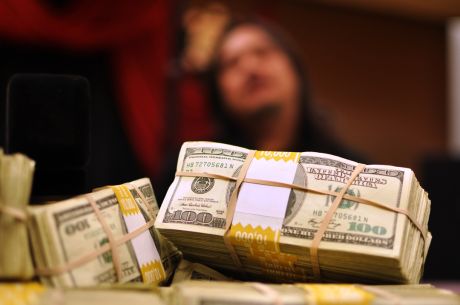 Report: IRS Scores Nearly $8.5 Million from 2015 WSOP Main Event Final Table
