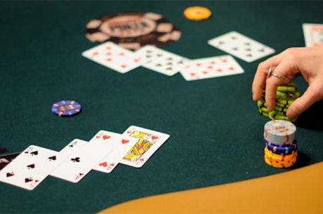 Using Exposed Cards When Reading Hands in Seven-Card Stud