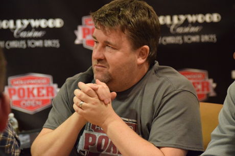 Chris Moneymaker Builds Big Lead After Day 1a of HPO Charles Town Regional Main Event