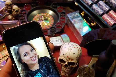 Sofia Lövgren Shares Poker Tips During Her PokerNews Instagram Takeover