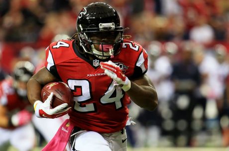 NFL Week 15: The Best DFS Plays and Betting Picks