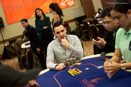 Sergio Aido también supera el Día 1 del Main Event de las Triton Super High Roller Series