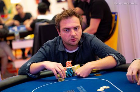 Arnaud Tops Day 1 of HK$1 Million Triton Hold'em; Ivey Busts Twice