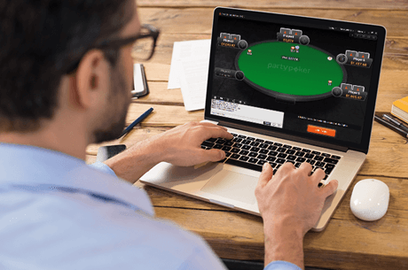 Five Reasons Why Online Poker Beats Live Poker