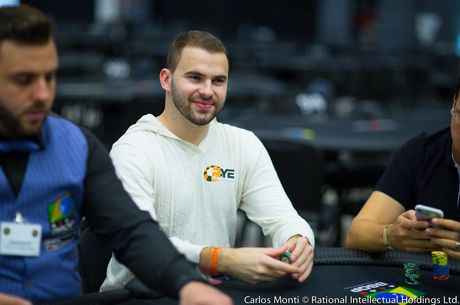 Renan Bruschi solta o grito de campeão na Bounty Builder Series do PokerStars