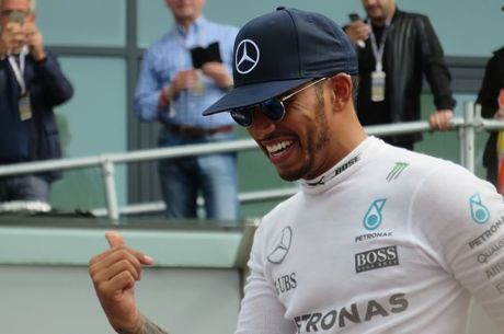 Formula One Champion Lewis Hamilton Makes Pit Stop at GGPoker