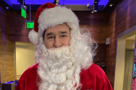 Phil Hellmuth as Santa